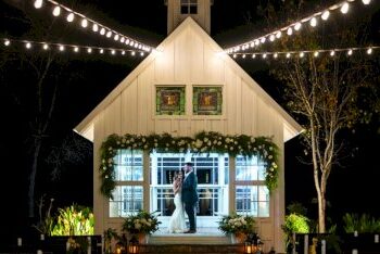 say-‘i-do’-in-holiday-style